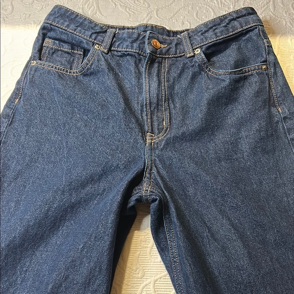 H&M Women's High Rise Wide Leg Dark Blue Jeans. Size 6 - Picture 6 of 8